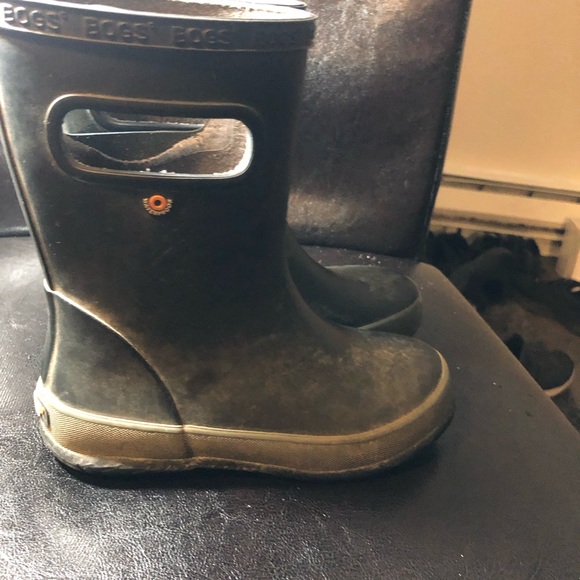 Bogs Skipper Solid Boys Black Gray Rubber Rain Boots Size 12 - Picture 4 of 12
